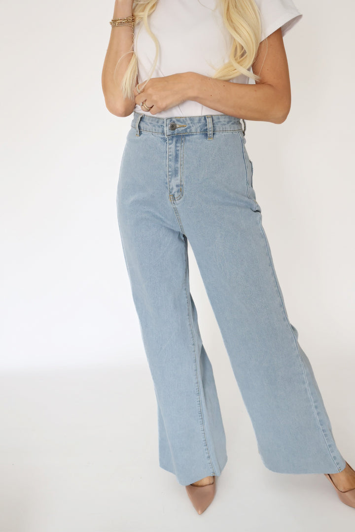 Harper Wide Leg Jean- Light Denim