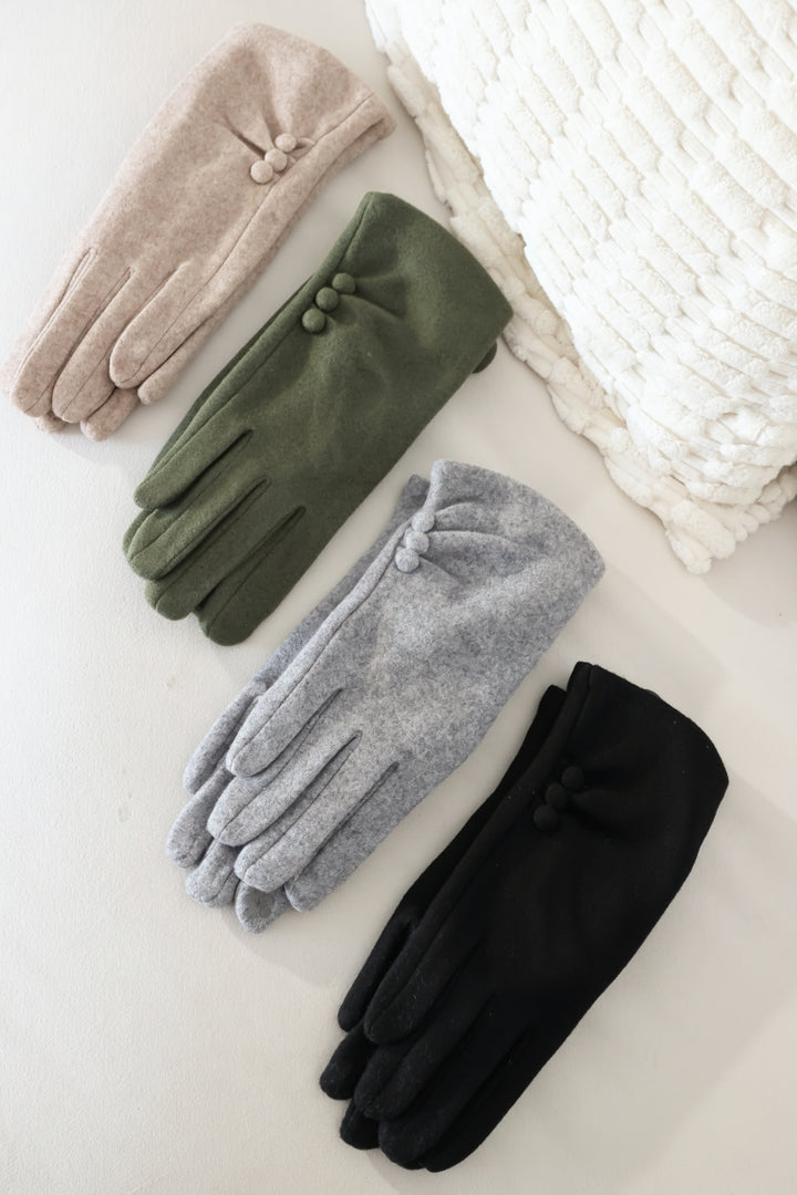 Chic Button Touchscreen Gloves
