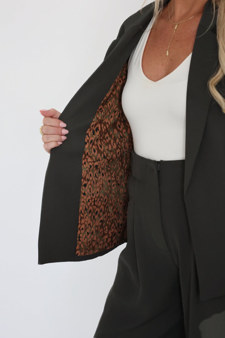 Boardroom Blazer - Dark Olive