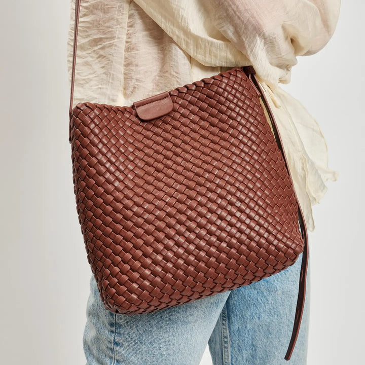 Isadora Crossbody