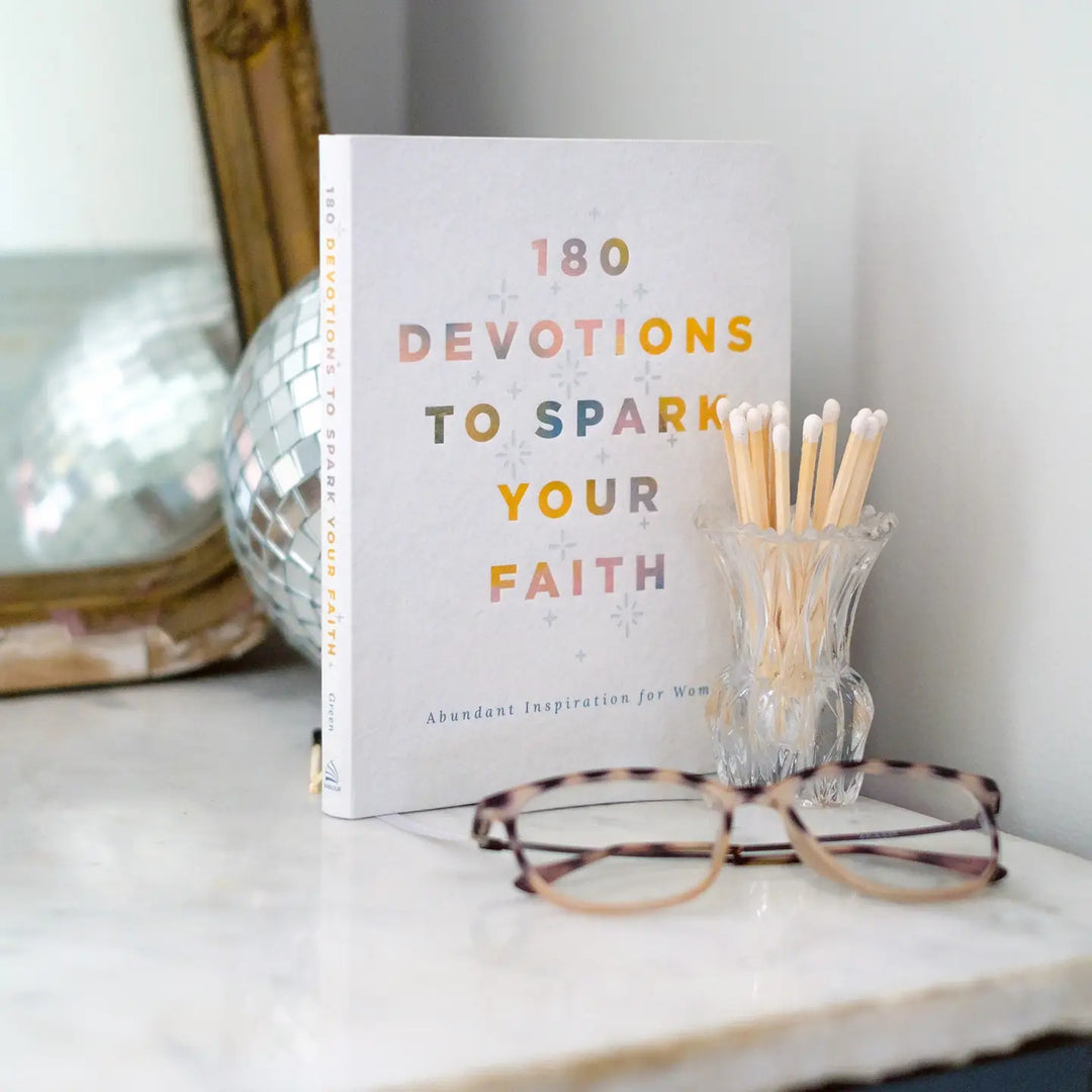 1800 Devotions To Spark Your Faith