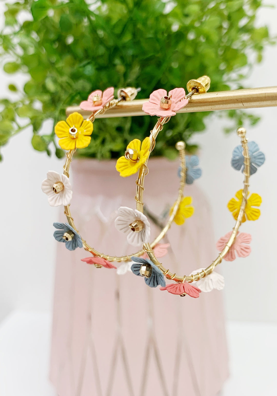 FLOWER STUDS HOOP